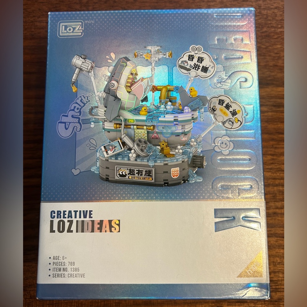 LOZ Ideas 1385 Bathing Shark building block set 769 Pieces New Open Box Complete
